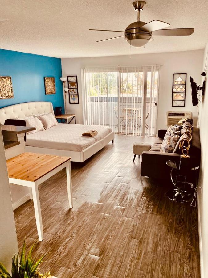 Hollywood Studio With Pool And Balcony Apartment Лос Анджелис Екстериор снимка
